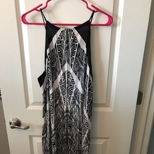 Black and white lounge dress
